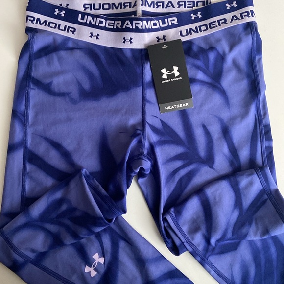 Girls Under Armour Fitted Heat Gear Leggings NWT - Picture 3 of 8